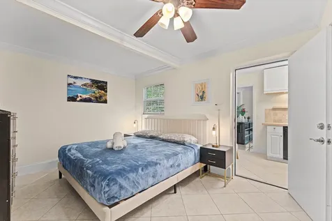1638 NE 3rd Avenue Delray Beach FL 33444
