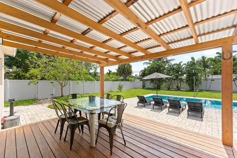 1638 NE 3rd Avenue Delray Beach FL 33444