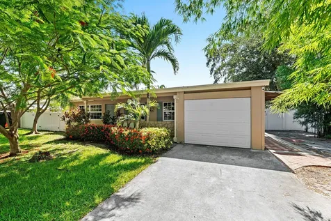 1638 NE 3rd Avenue Delray Beach FL 33444