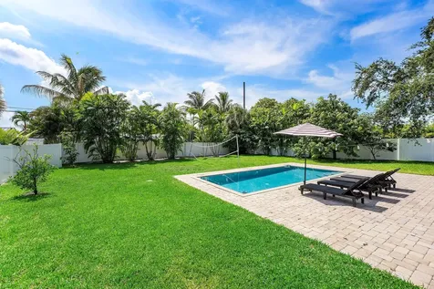 1638 NE 3rd Avenue Delray Beach FL 33444