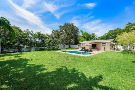 1638 NE 3rd Avenue Delray Beach FL 33444