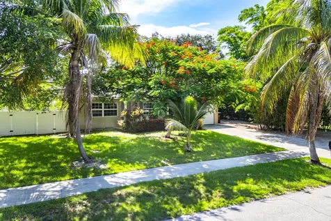 1638 NE 3rd Avenue Delray Beach FL 33444