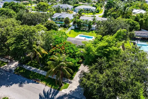 1638 NE 3rd Avenue Delray Beach FL 33444