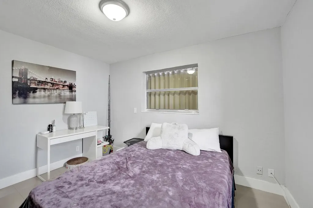3322 Mckinley Street Hollywood FL 33021