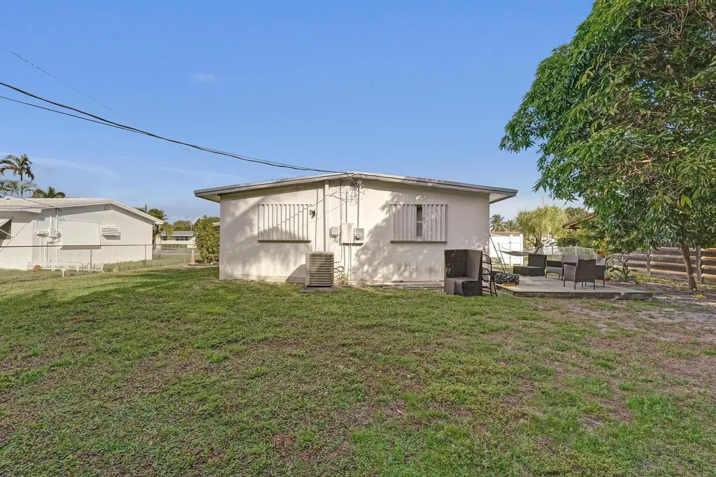 3322 Mckinley Street Hollywood FL 33021