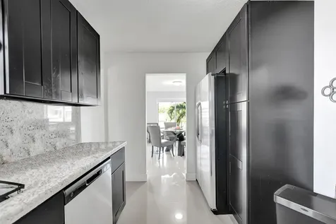 3322 Mckinley Street Hollywood FL 33021