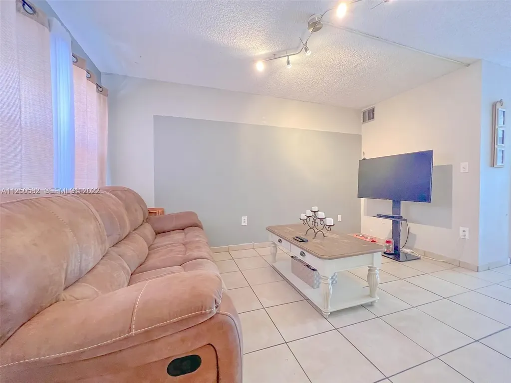 3672 SW 59th Avenue Davie FL 33314
