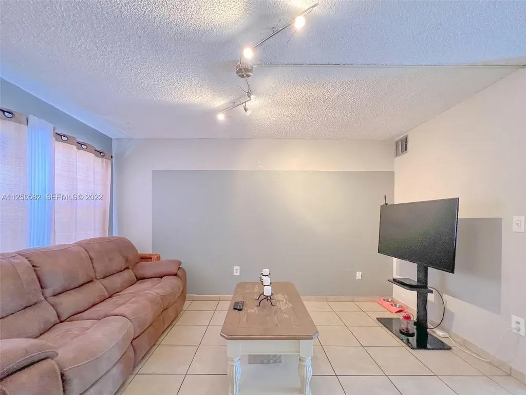 3672 SW 59th Avenue Davie FL 33314