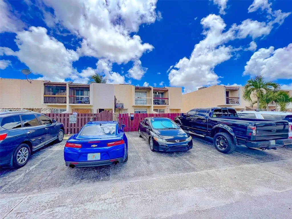 3672 SW 59th Avenue Davie FL 33314