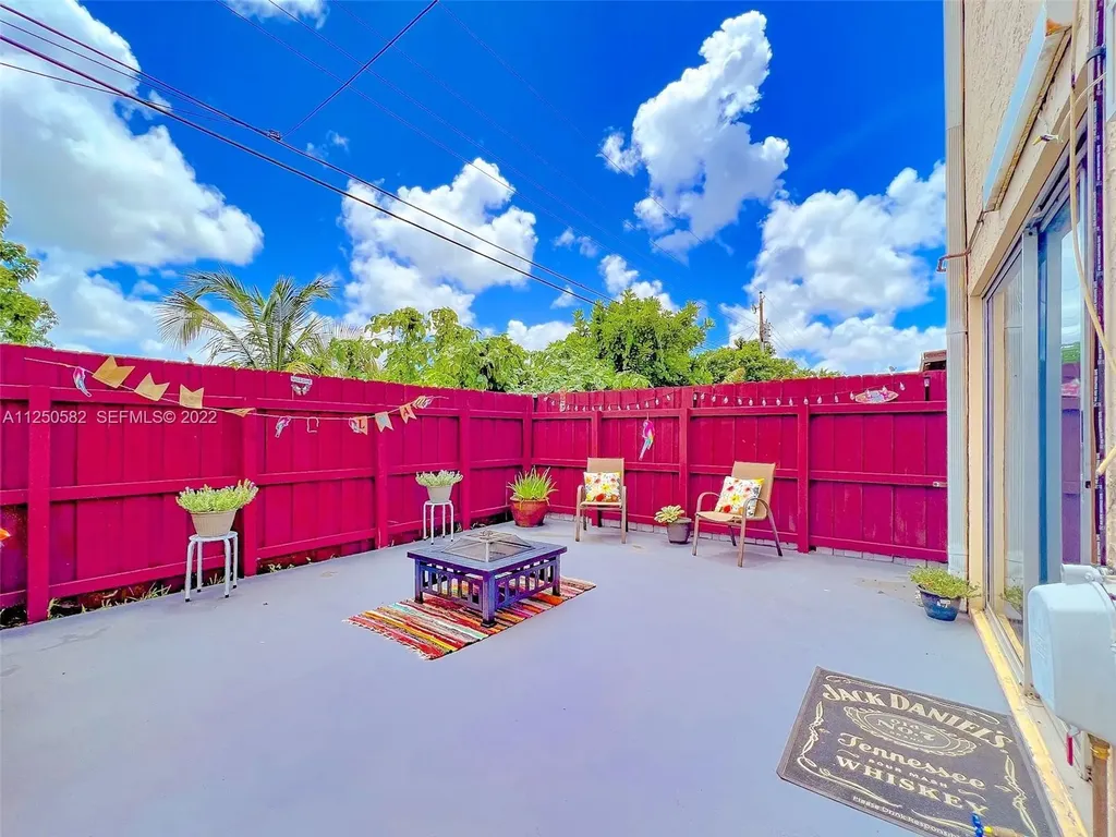 3672 SW 59th Avenue Davie FL 33314
