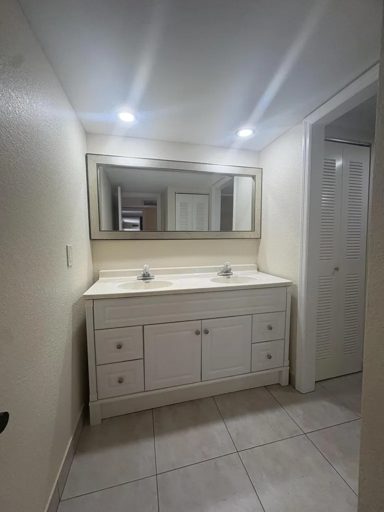 234 Lake Arbor Drive Palm Springs FL 33461