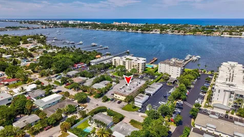 1204 S Lake Drive E Lantana FL 33462