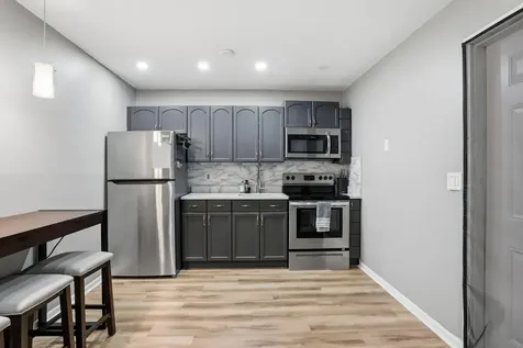 1204 S Lake Drive E Lantana FL 33462