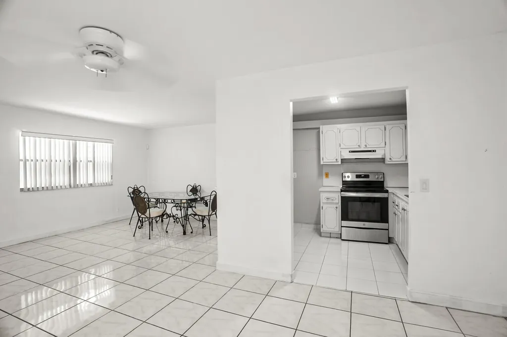 87 Brittany B Avenue Delray Beach FL 33446