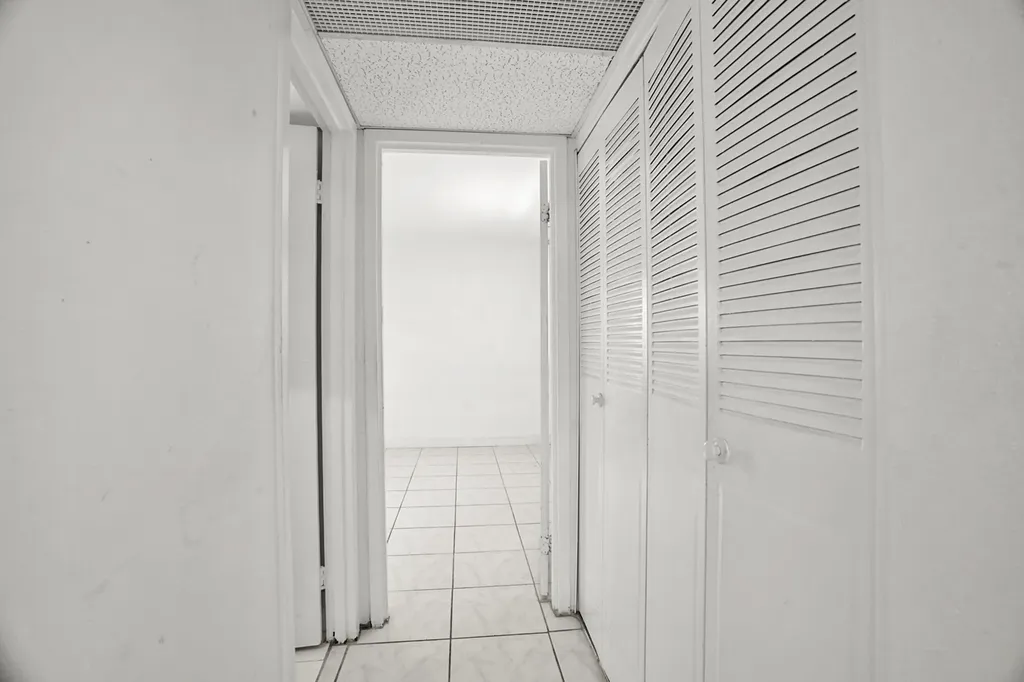 87 Brittany B Avenue Delray Beach FL 33446