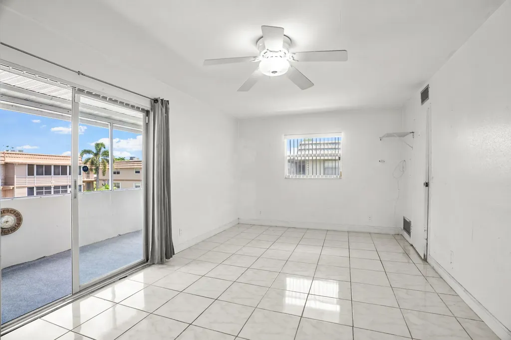 87 Brittany B Avenue Delray Beach FL 33446
