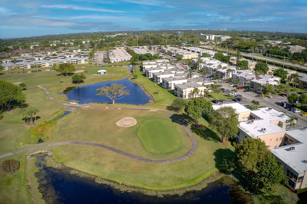 87 Brittany B Avenue Delray Beach FL 33446