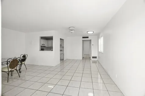 87 Brittany B Avenue Delray Beach FL 33446