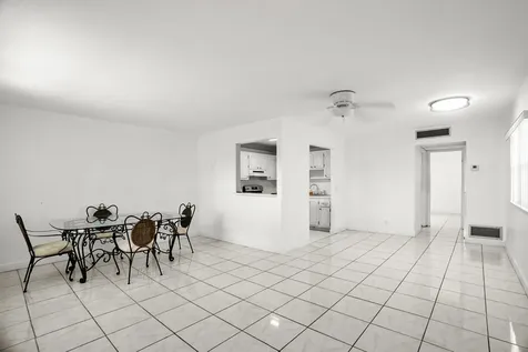 87 Brittany B Avenue Delray Beach FL 33446
