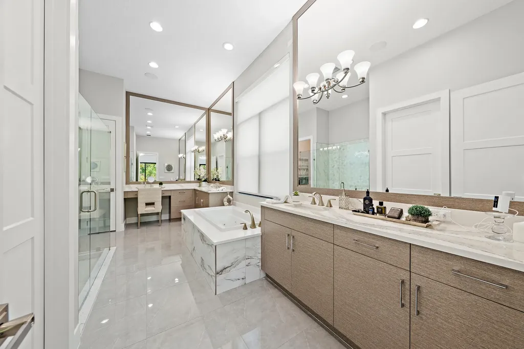 13358 Artisan Circle Palm Beach Gardens FL 33418