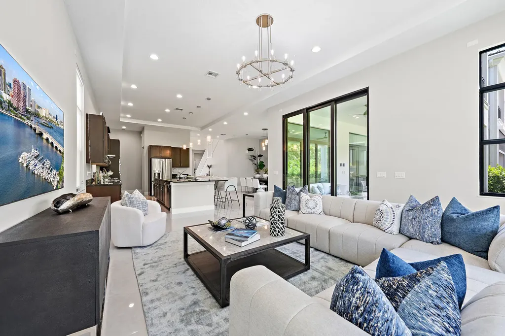 13358 Artisan Circle Palm Beach Gardens FL 33418