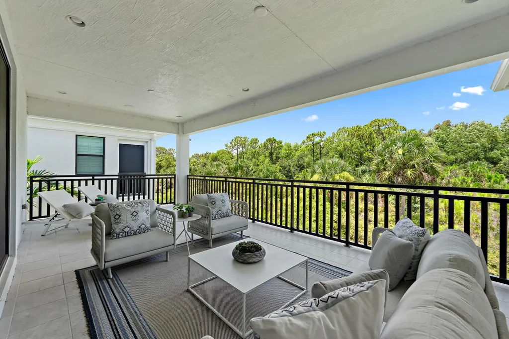 13358 Artisan Circle Palm Beach Gardens FL 33418