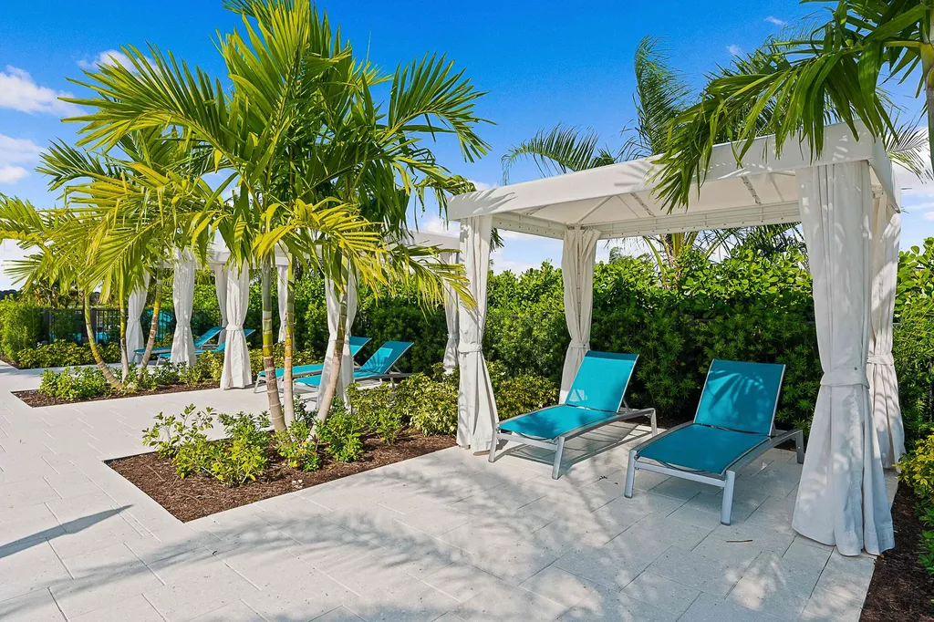 13358 Artisan Circle Palm Beach Gardens FL 33418