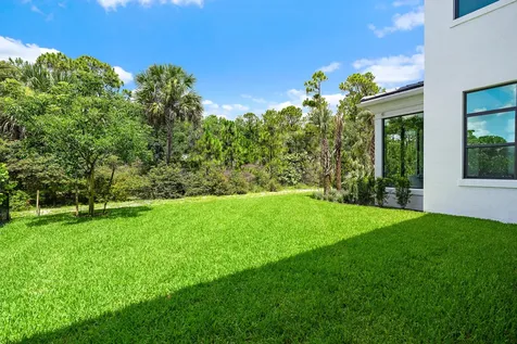 13358 Artisan Circle Palm Beach Gardens FL 33418