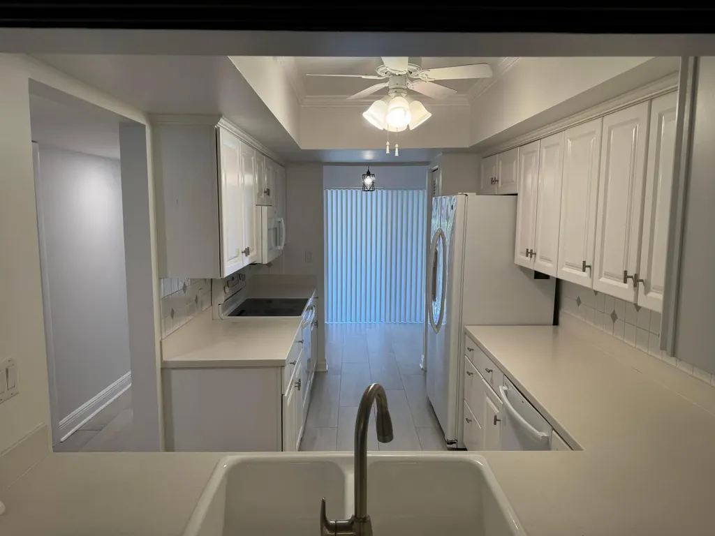 5644 Santiago Circle Boca Raton FL 33433