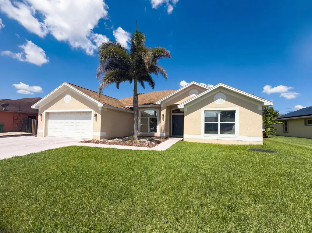 3642 SW Sterricker Street Port St Lucie FL 34953