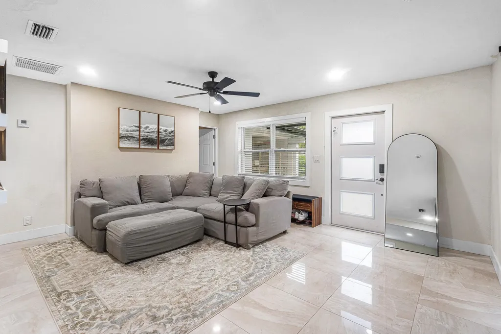 711 Laurel Drive Lake Park FL 33403
