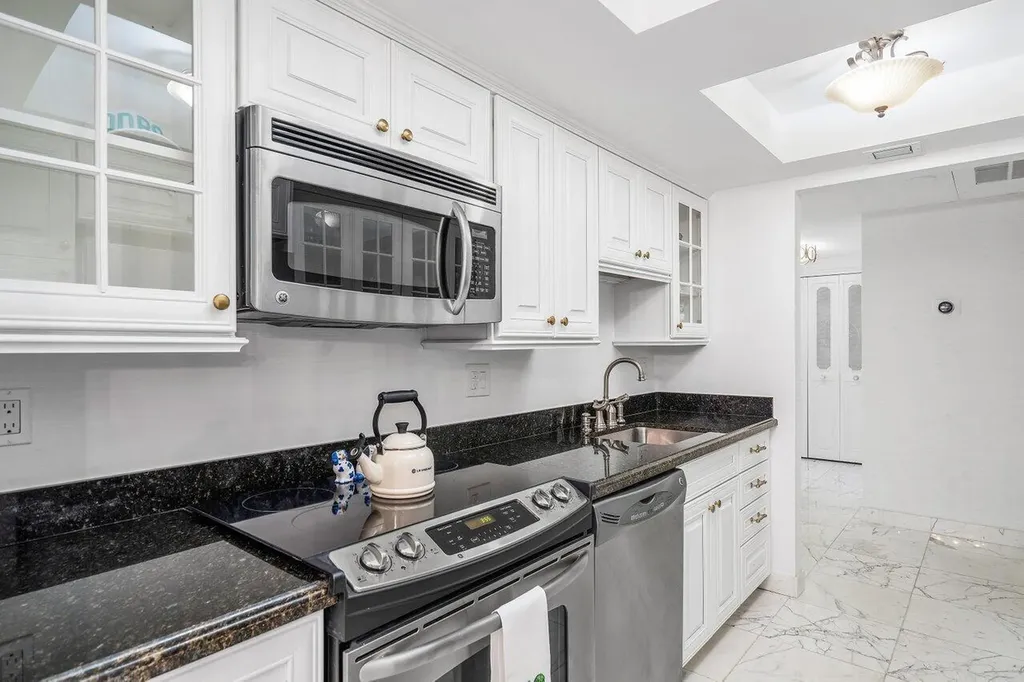 350 S Ocean Boulevard Palm Beach FL 33480