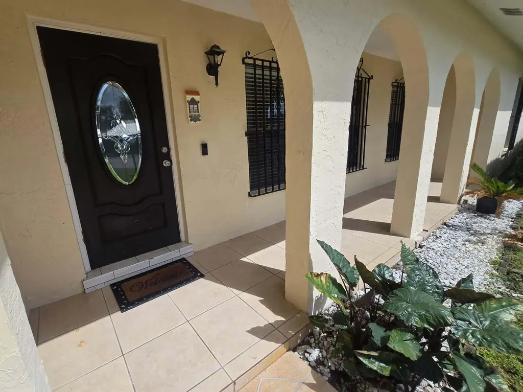 6504 Heather Way Lake Clarke Shores FL 33406