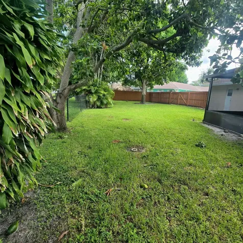 6504 Heather Way Lake Clarke Shores FL 33406