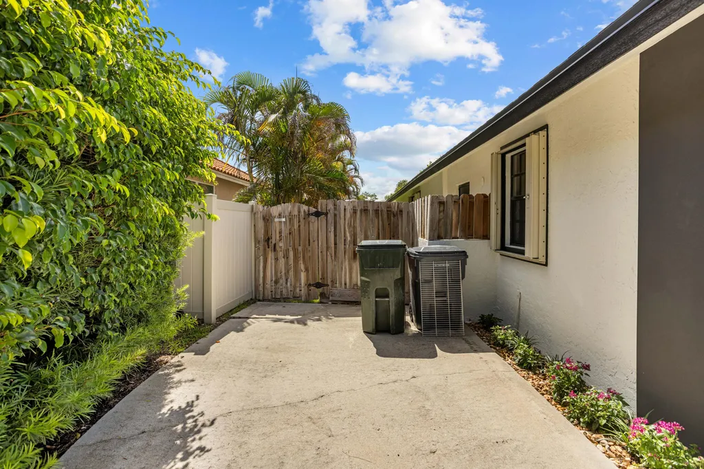 14814 Paddock Drive Wellington FL 33414