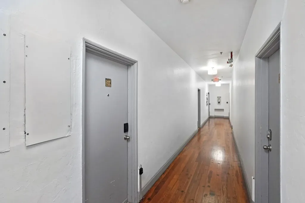 3710 Collins Avenue Miami Beach FL 33140