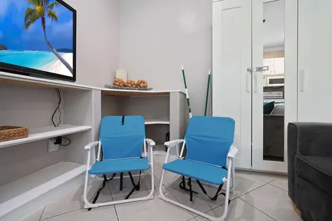 3710 Collins Avenue Miami Beach FL 33140