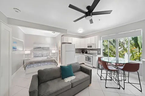 3710 Collins Avenue Miami Beach FL 33140