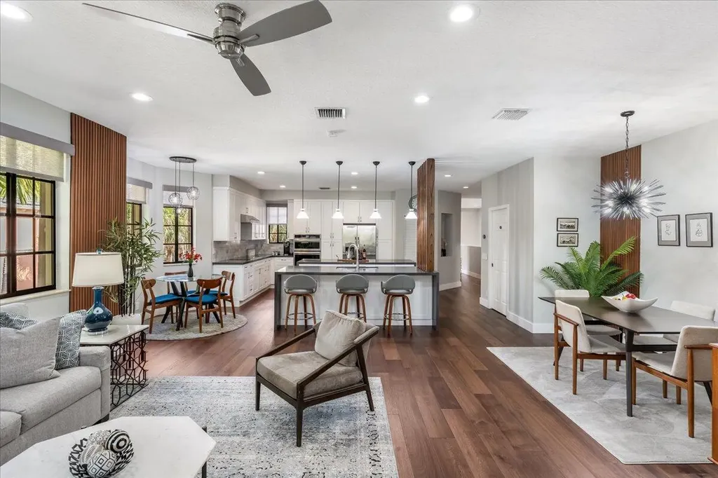 2802 Kinsington Circle Weston FL 33332