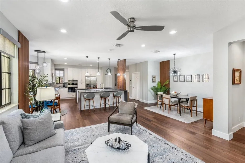 2802 Kinsington Circle Weston FL 33332