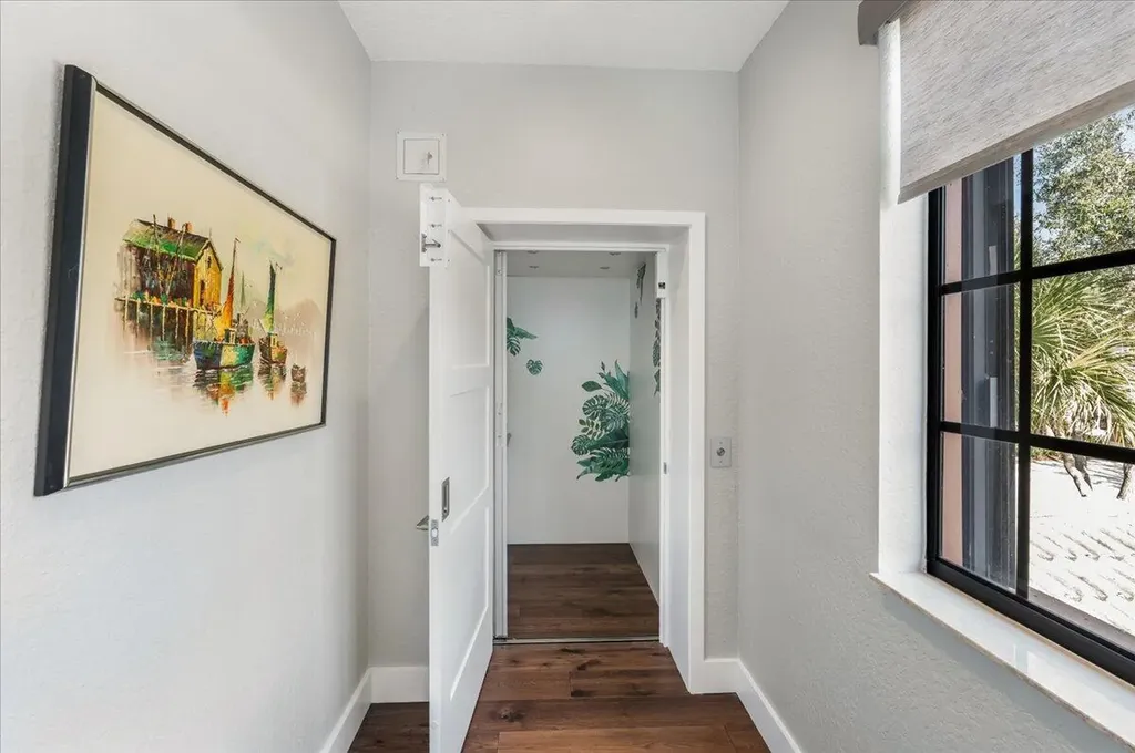 2802 Kinsington Circle Weston FL 33332