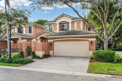 2802 Kinsington Circle Weston FL 33332