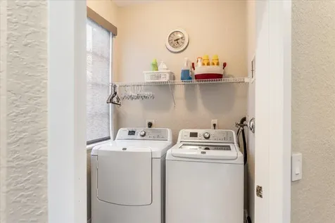 2802 Kinsington Circle Weston FL 33332