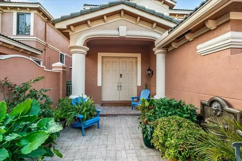2802 Kinsington Circle Weston FL 33332