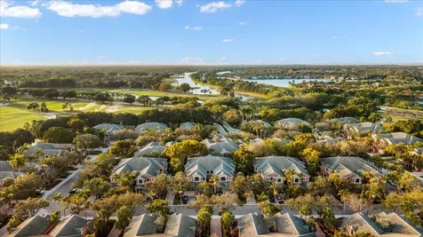 2802 Kinsington Circle Weston FL 33332