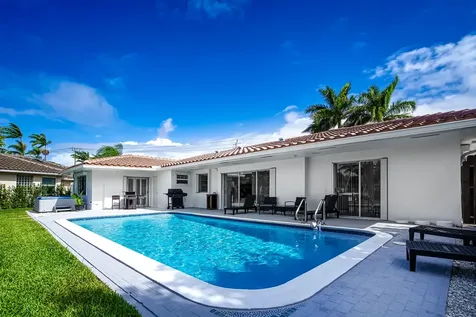 1250 SE 10th Street Deerfield Beach FL 33441