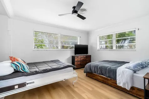 1250 SE 10th Street Deerfield Beach FL 33441