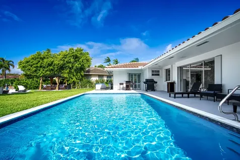 1250 SE 10th Street Deerfield Beach FL 33441
