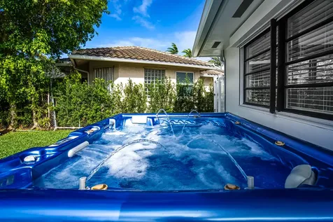 1250 SE 10th Street Deerfield Beach FL 33441