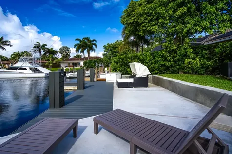 1250 SE 10th Street Deerfield Beach FL 33441